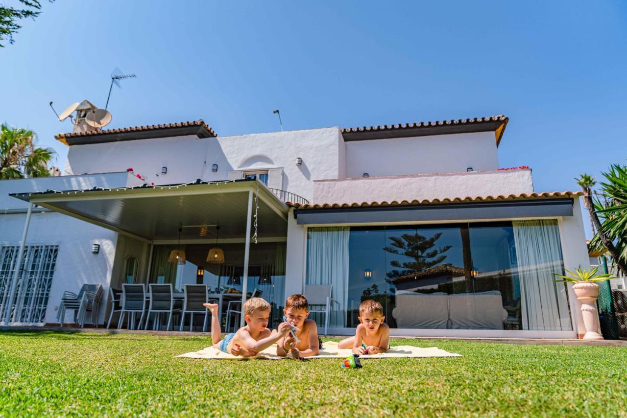 Lirios Village Marbella Bagian luar foto
